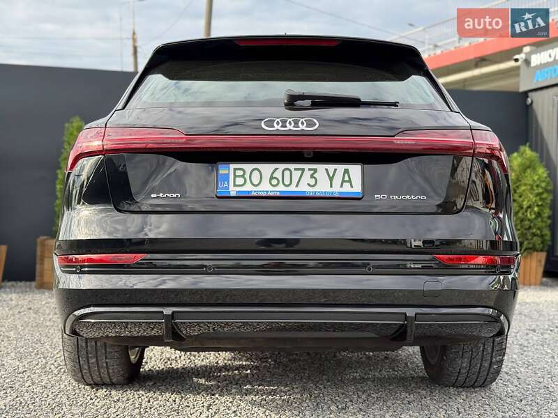 Позашляховик / Кросовер Audi e-tron 2021 в Тернополі