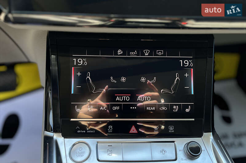 Внедорожник / Кроссовер Audi e-tron 2019 в Мукачево