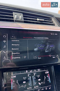 Внедорожник / Кроссовер Audi e-tron 2020 в 