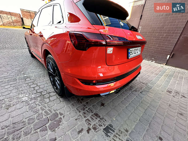 Позашляховик / Кросовер Audi e-tron 2020 в Тернополі