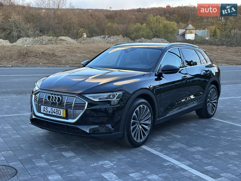 Позашляховик / Кросовер Audi e-tron 2020 в Ужгороді