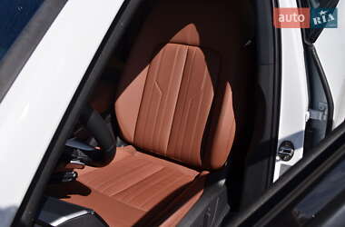 Внедорожник / Кроссовер Audi e-tron 2020 в 