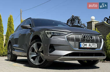 Внедорожник / Кроссовер Audi e-tron 2019 в 