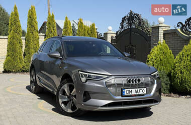 Внедорожник / Кроссовер Audi e-tron 2019 в 