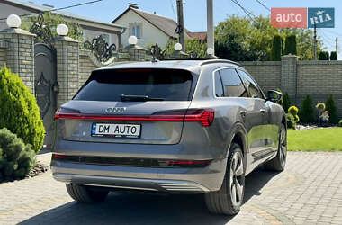 Внедорожник / Кроссовер Audi e-tron 2019 в 