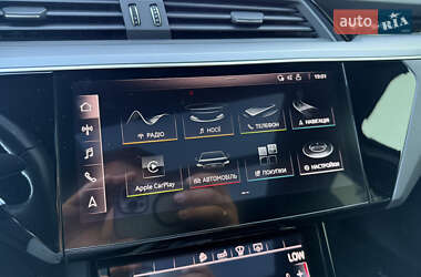 Внедорожник / Кроссовер Audi e-tron 2019 в 