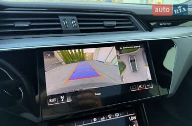 Внедорожник / Кроссовер Audi e-tron 2019 в 