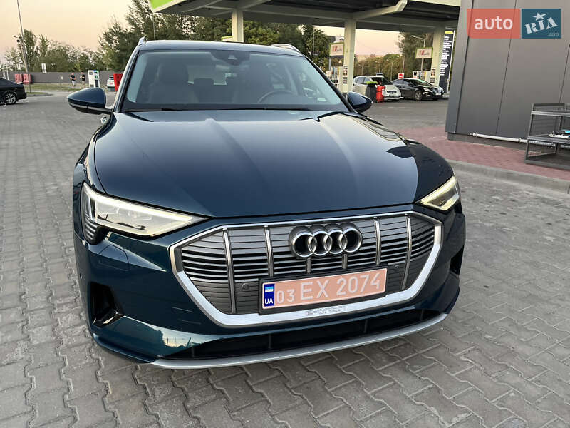 Позашляховик / Кросовер Audi e-tron 2020 в Дніпрі