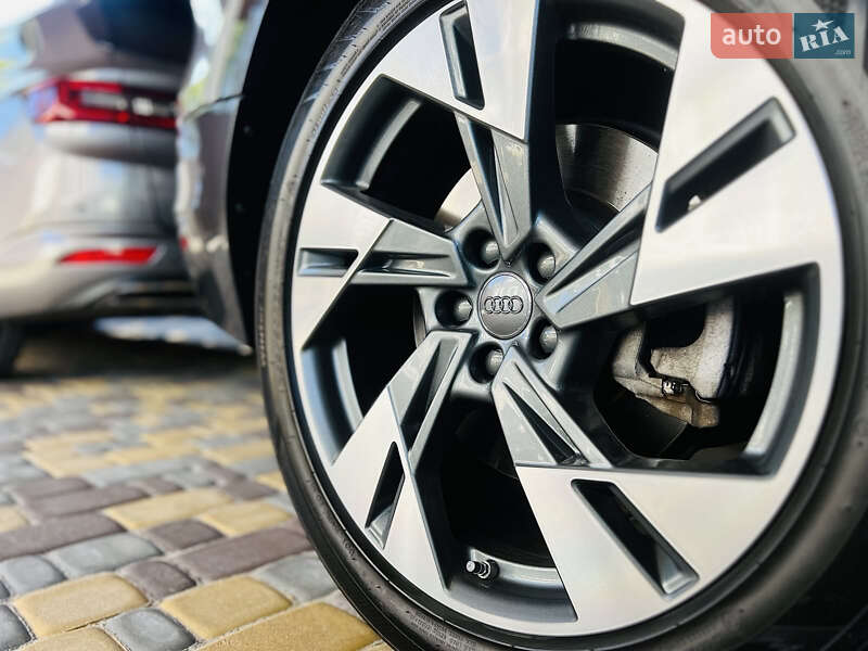 Внедорожник / Кроссовер Audi e-tron 2020 в Одессе