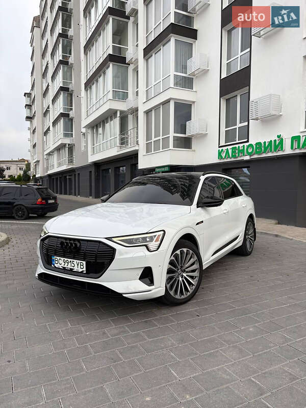 Внедорожник / Кроссовер Audi e-tron 2019 в 