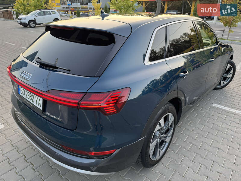Позашляховик / Кросовер Audi e-tron 2019 в Тернополі