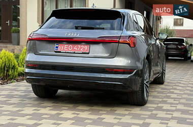 Позашляховик / Кросовер Audi e-tron 2020 в 
