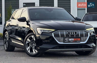 Внедорожник / Кроссовер Audi e-tron 2020 в 