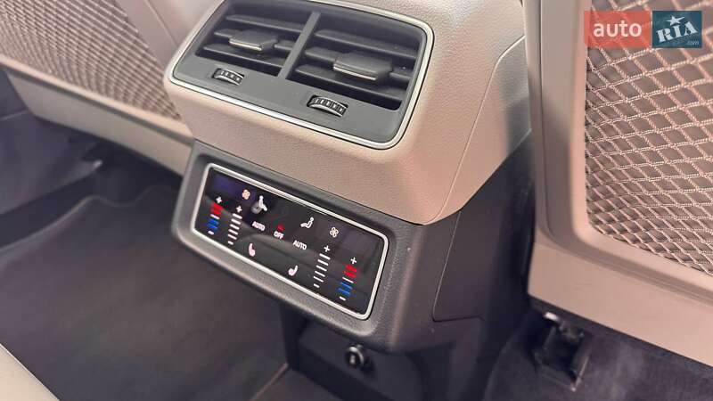 Внедорожник / Кроссовер Audi e-tron 2020 в Черновцах