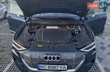 Позашляховик / Кросовер Audi e-tron 2020 в 