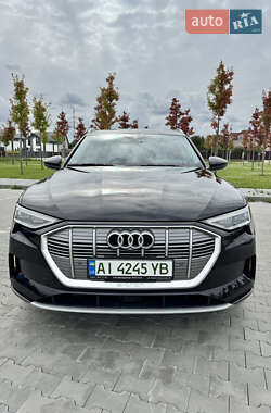 Внедорожник / Кроссовер Audi e-tron 2019 в 