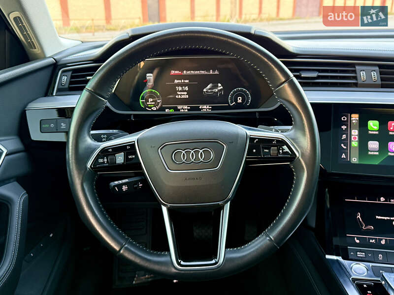 Внедорожник / Кроссовер Audi e-tron 2019 в Киеве