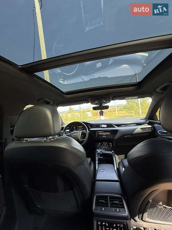 Внедорожник / Кроссовер Audi e-tron 2019 в Ровно фото 16 Внедорожник / Кроссовер Audi e-tron 2019 в Ровно