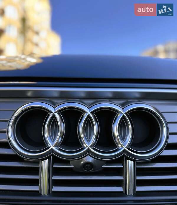 Внедорожник / Кроссовер Audi e-tron 2018 в Киеве