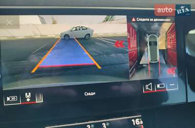 Внедорожник / Кроссовер Audi e-tron 2021 в 