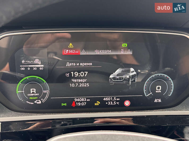 Внедорожник / Кроссовер Audi e-tron 2019 в Киеве