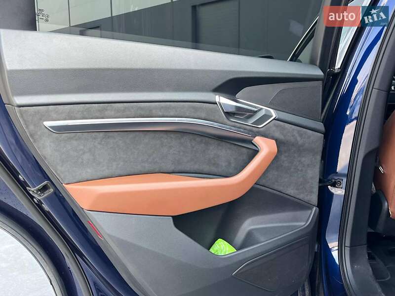 Внедорожник / Кроссовер Audi e-tron 2020 в Львове