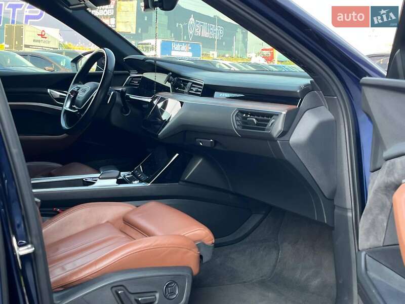 Внедорожник / Кроссовер Audi e-tron 2020 в Львове