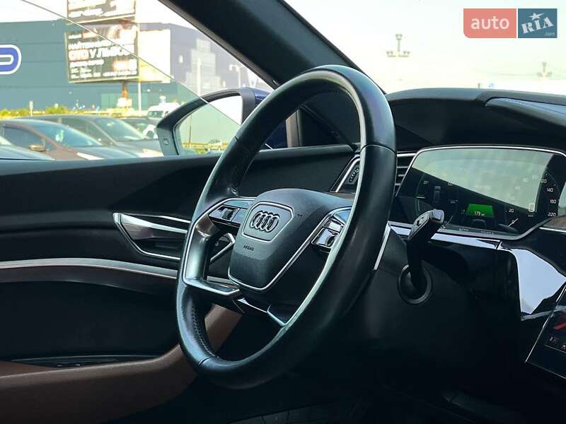 Внедорожник / Кроссовер Audi e-tron 2020 в Львове