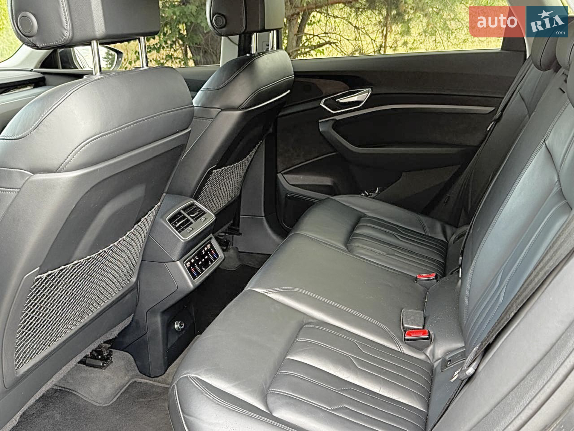 2019 Audi e-tron - мініатюра 33