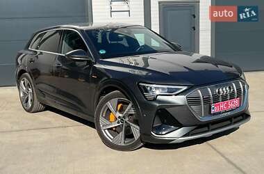 Внедорожник / Кроссовер Audi e-tron 2022 в Ровно