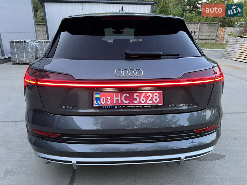 Внедорожник / Кроссовер Audi e-tron 2022 в Ровно фото 13 Внедорожник / Кроссовер Audi e-tron 2022 в Ровно