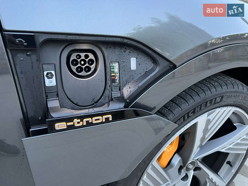 Внедорожник / Кроссовер Audi e-tron 2022 в Ровно фото 26 Внедорожник / Кроссовер Audi e-tron 2022 в Ровно