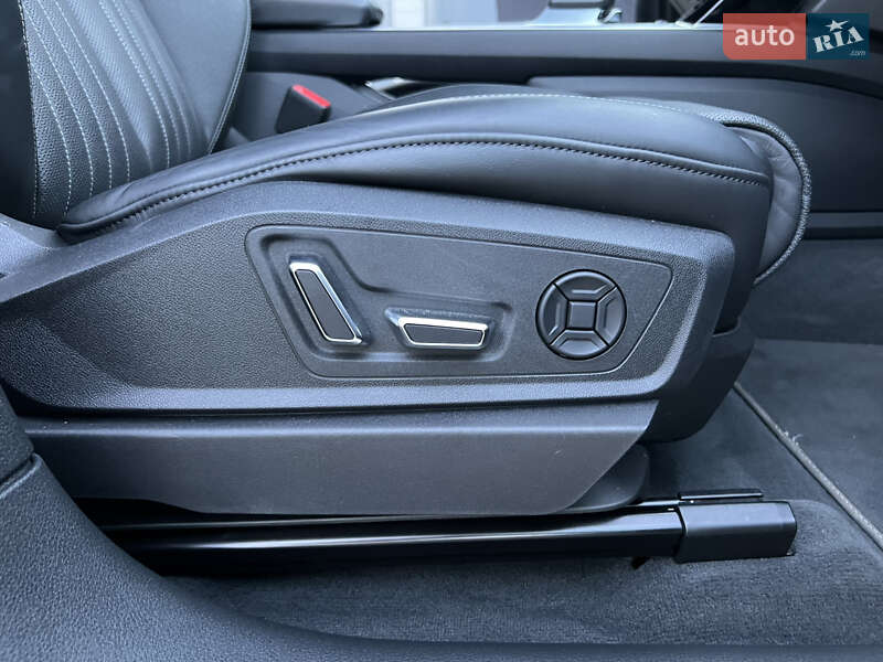 Внедорожник / Кроссовер Audi e-tron 2022 в Ровно фото 23 Внедорожник / Кроссовер Audi e-tron 2022 в Ровно
