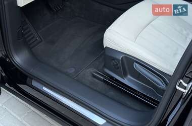 Внедорожник / Кроссовер Audi e-tron 2021 в 