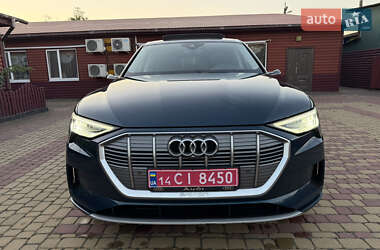Внедорожник / Кроссовер Audi e-tron 2020 в 