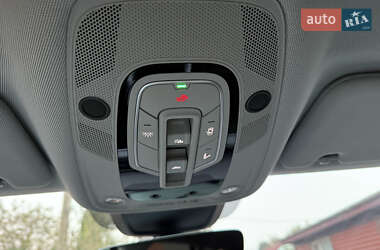 Внедорожник / Кроссовер Audi e-tron 2020 в 