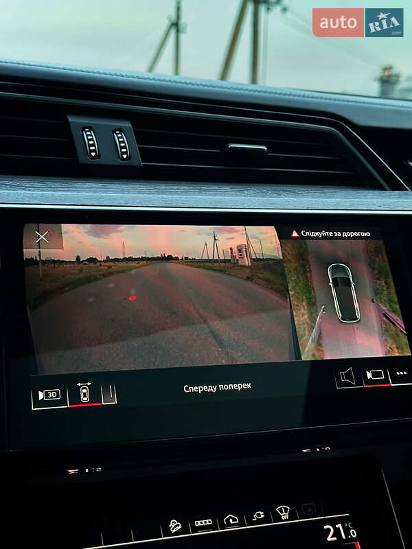 Внедорожник / Кроссовер Audi e-tron 2022 в Лубнах