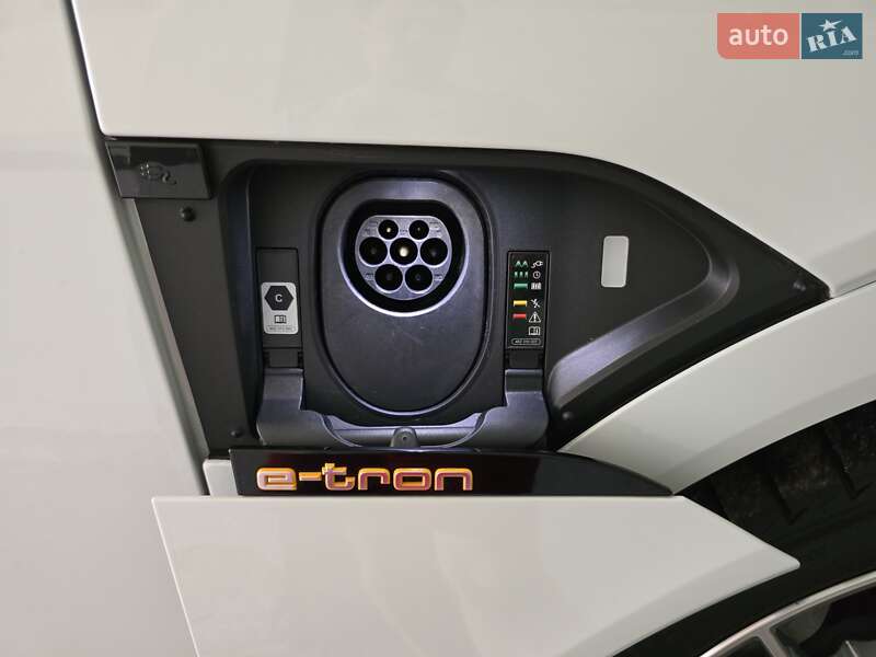 Внедорожник / Кроссовер Audi e-tron 2022 в Житомире