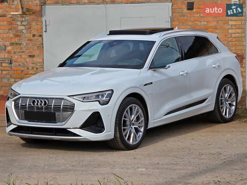 Внедорожник / Кроссовер Audi e-tron 2022 в Житомире