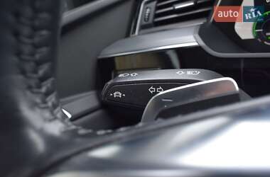 Внедорожник / Кроссовер Audi e-tron 2019 в 