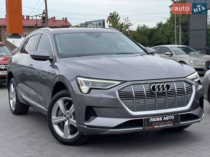 Позашляховик / Кросовер Audi e-tron 2019 в Львові