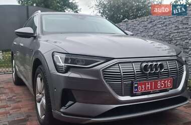 Внедорожник / Кроссовер Audi e-tron 2019 в 
