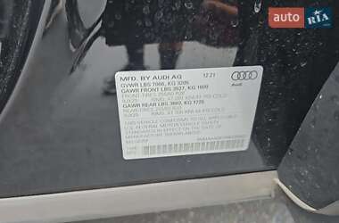 Внедорожник / Кроссовер Audi e-tron 2022 в 
