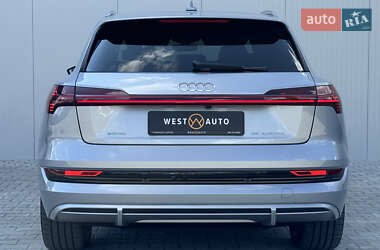 Внедорожник / Кроссовер Audi e-tron 2021 в 
