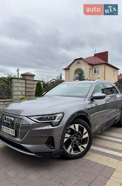 Позашляховик / Кросовер Audi e-tron 2020 в Тернополі