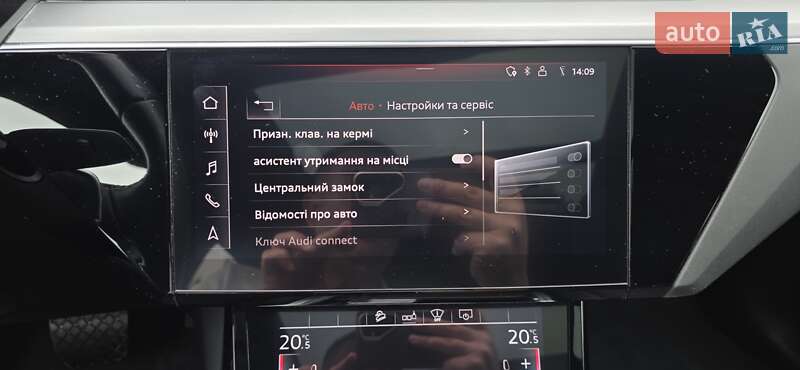 Позашляховик / Кросовер Audi e-tron 2020 в Тернополі