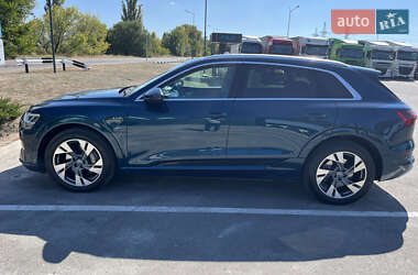 Позашляховик / Кросовер Audi e-tron 2020 в Дніпрі