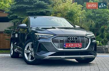 Внедорожник / Кроссовер Audi e-tron 2021 в 