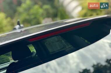 Внедорожник / Кроссовер Audi e-tron 2021 в 
