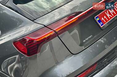 Внедорожник / Кроссовер Audi e-tron 2021 в 